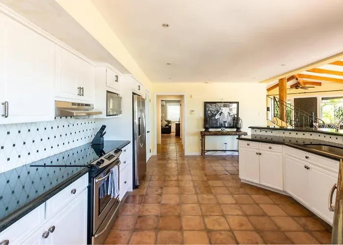 Сasa de vacaciones Luxury Five-bedroom Oasis In With A Private Pool And Stylish Decor Playa Flamingo