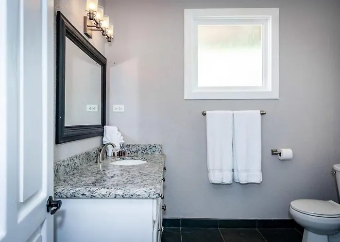 Luxury Five-bedroom Oasis In With A Private Pool And Stylish Decor Сasa de vacaciones Playa Flamingo