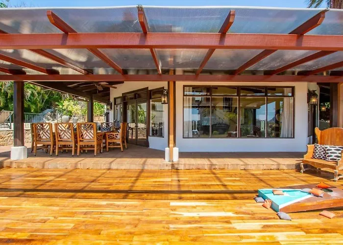 Сasa de vacaciones Luxury Five-bedroom Oasis In With A Private Pool And Stylish Decor Playa Flamingo